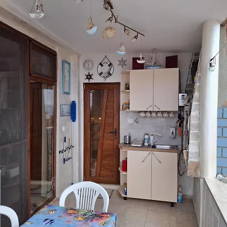 Magi Sunrise Guest house