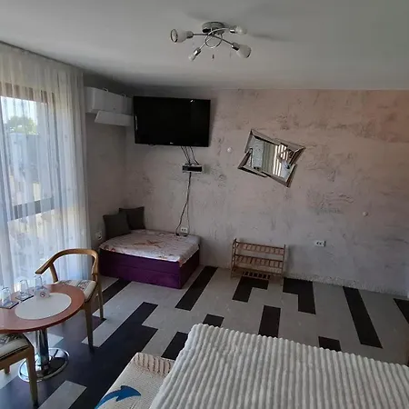 Magi Sunrise Guest house
