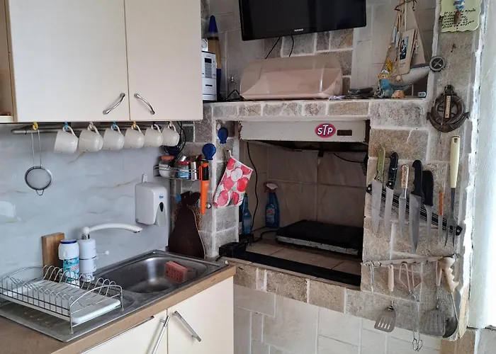 Magi Sunrise Guest house