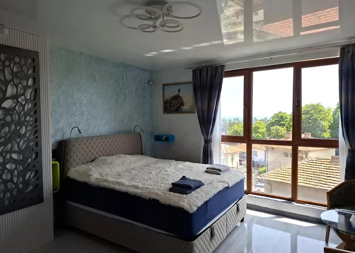 Magi Sunrise Guest house